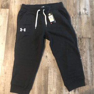 Under Armour Women’s loose jogger pants
